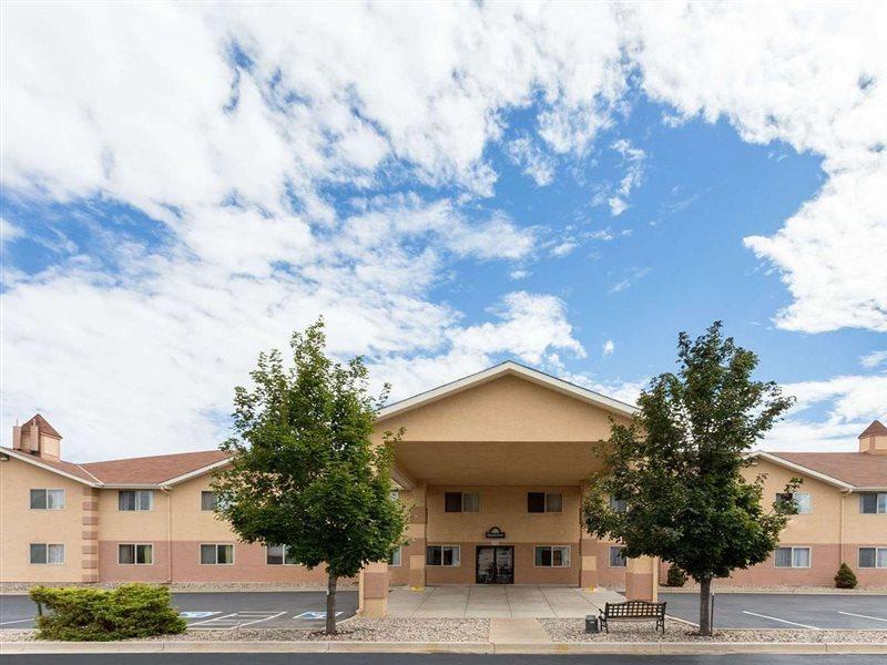 Days Inn By Wyndham Colorado Springs Airport מראה חיצוני תמונה